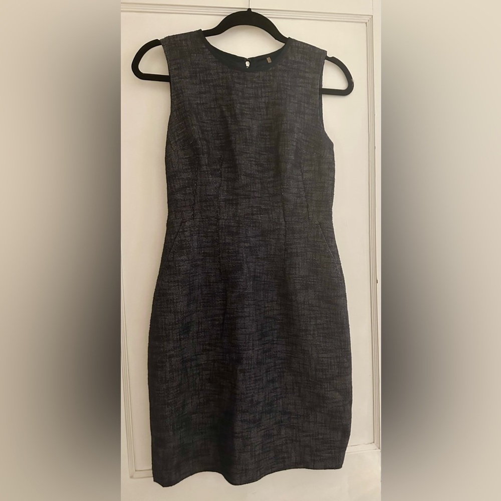 Elie Tahari Blue Tweed Sleeveless Sheath Dress Sz 4